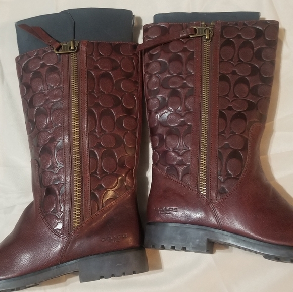 Brown coach boots size 10B - Picture 2 of 6